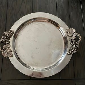 Towle Silversmith Grape Serving Plate